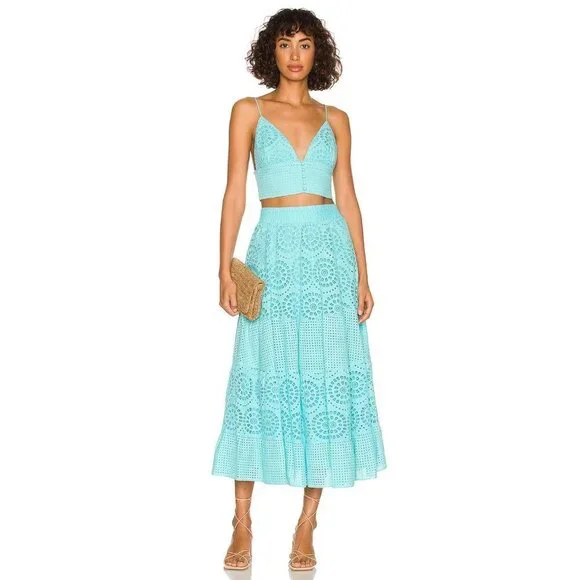 Alice + Olivia Adelaide Button Down Crop Top - Picture 4 of 5